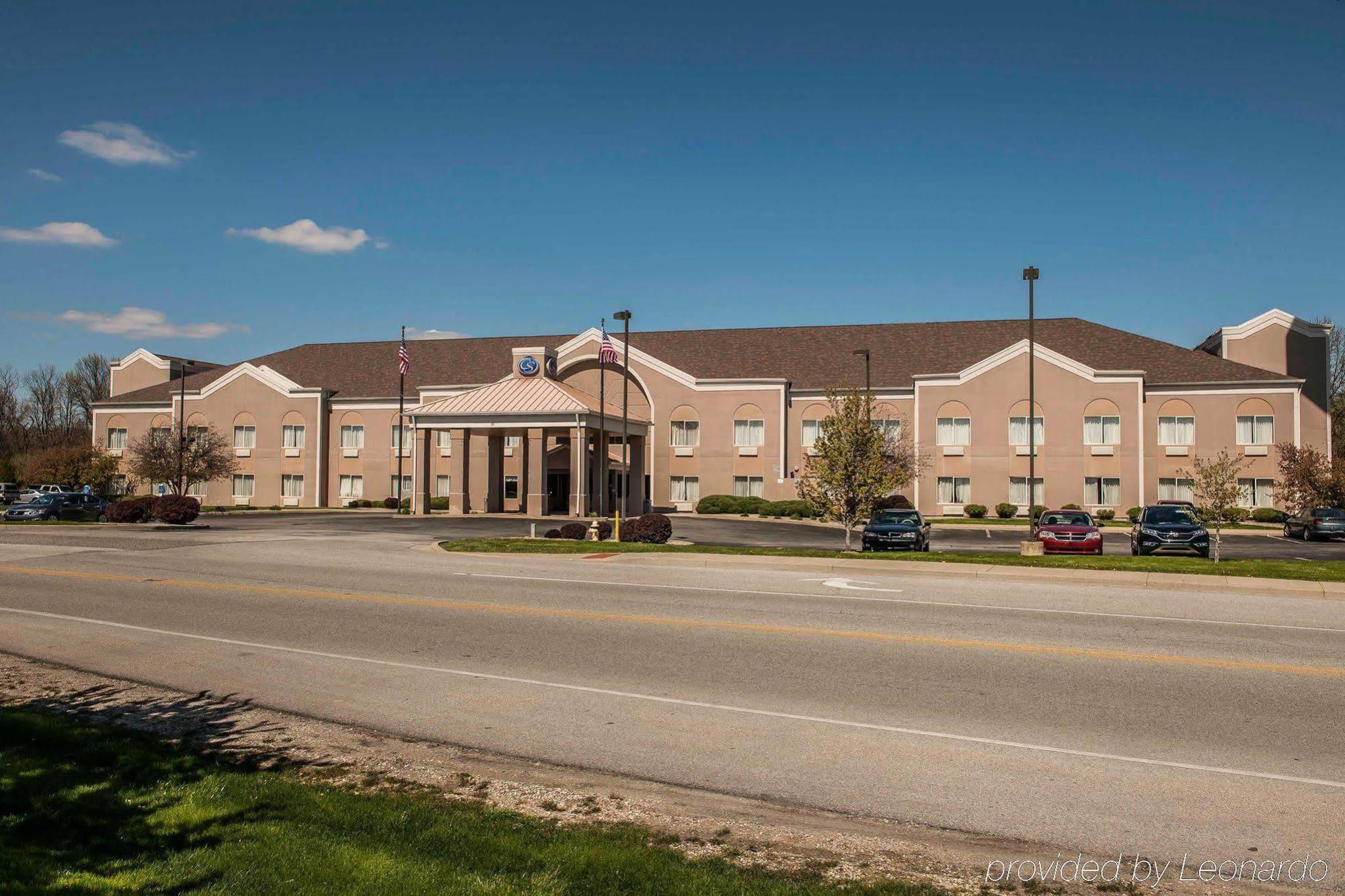 Comfort Suites Lafayette University Area Екстериор снимка
