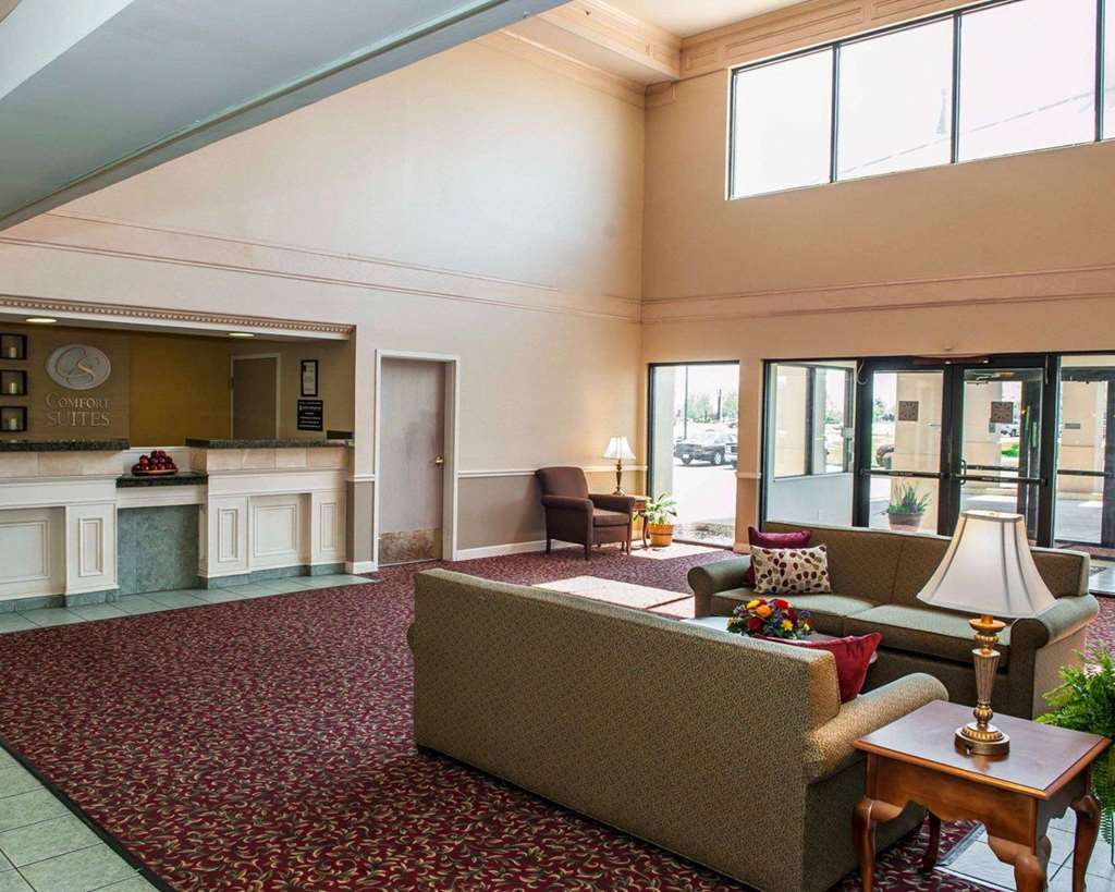 Comfort Suites Lafayette University Area Интериор снимка