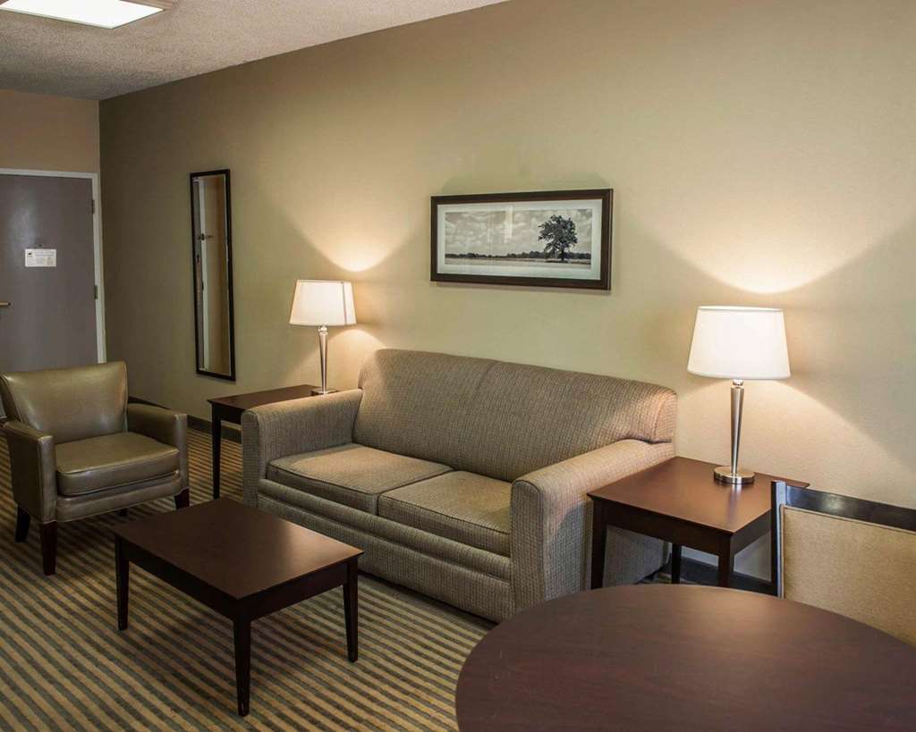 Comfort Suites Lafayette University Area Стая снимка